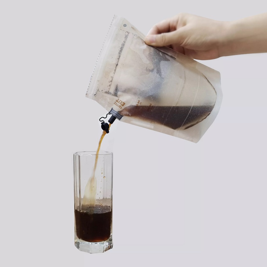 El Cervecero Ligero A Granel De Encargo Del Café De La Reutilización Se Levanta Los Bolsos Ziplock Del Brebaje Del Café